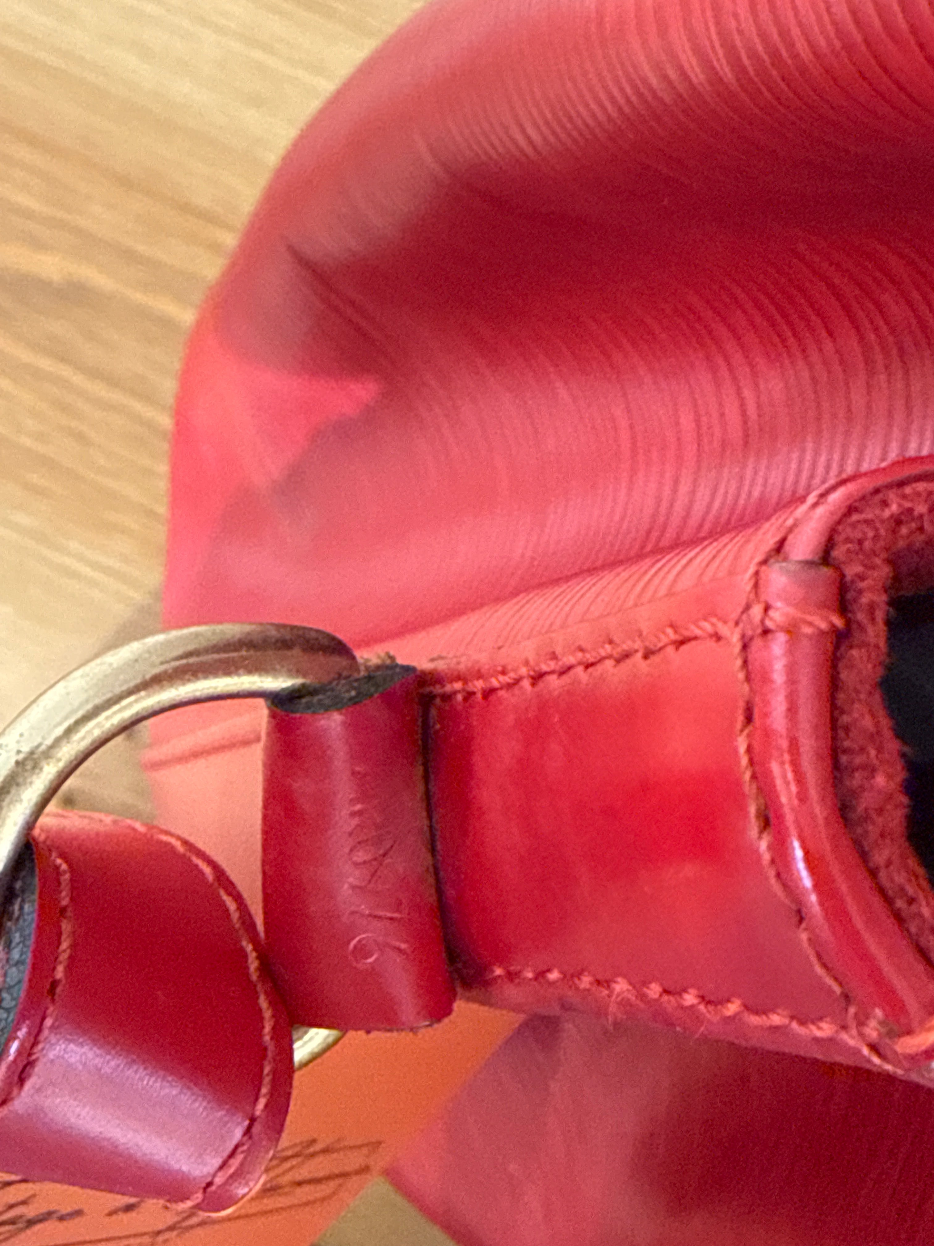 Louis Vuitton Petit Noe Epi