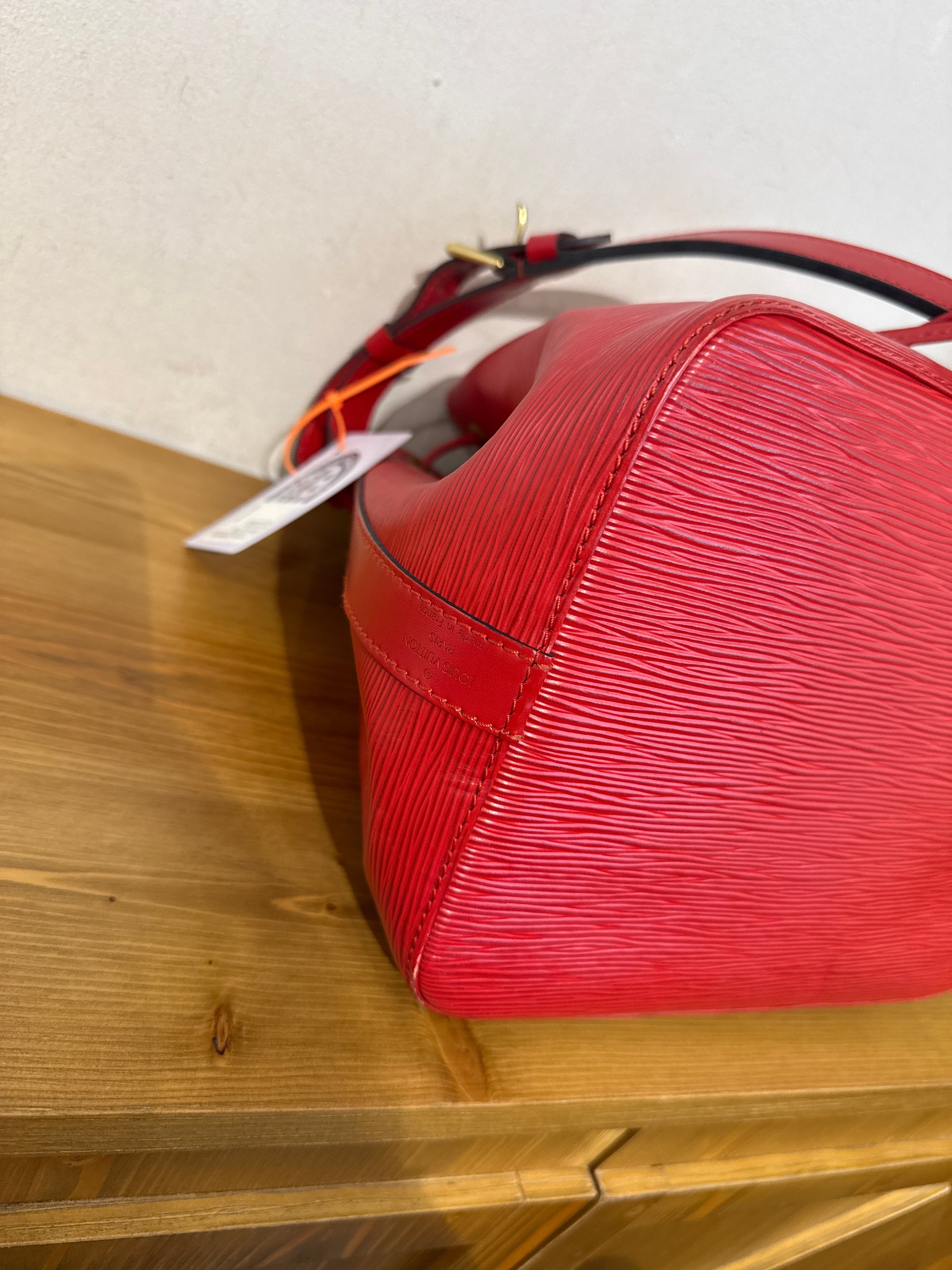 Louis Vuitton Petit Noe Epi