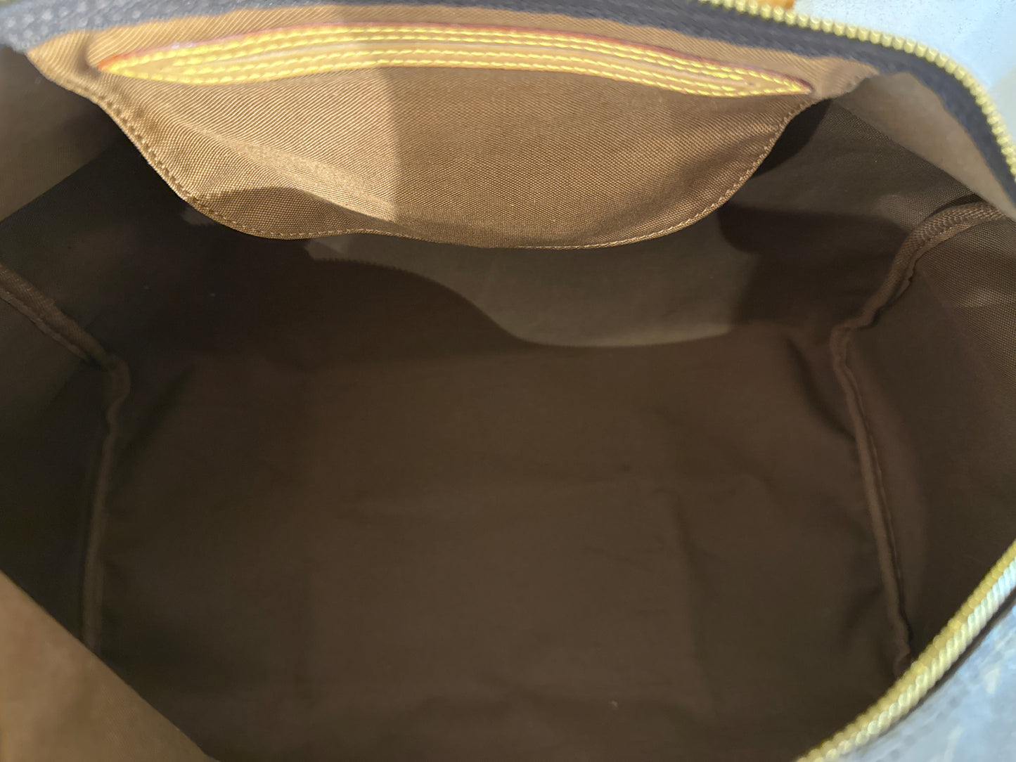 Louis Vuitton Speedy 40