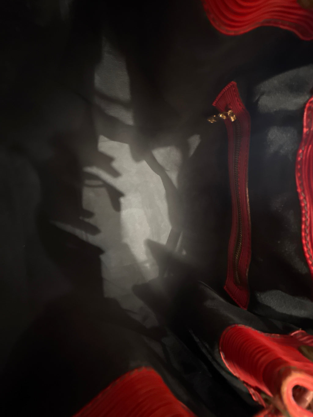 Louis Vuitton Noe Epi Red