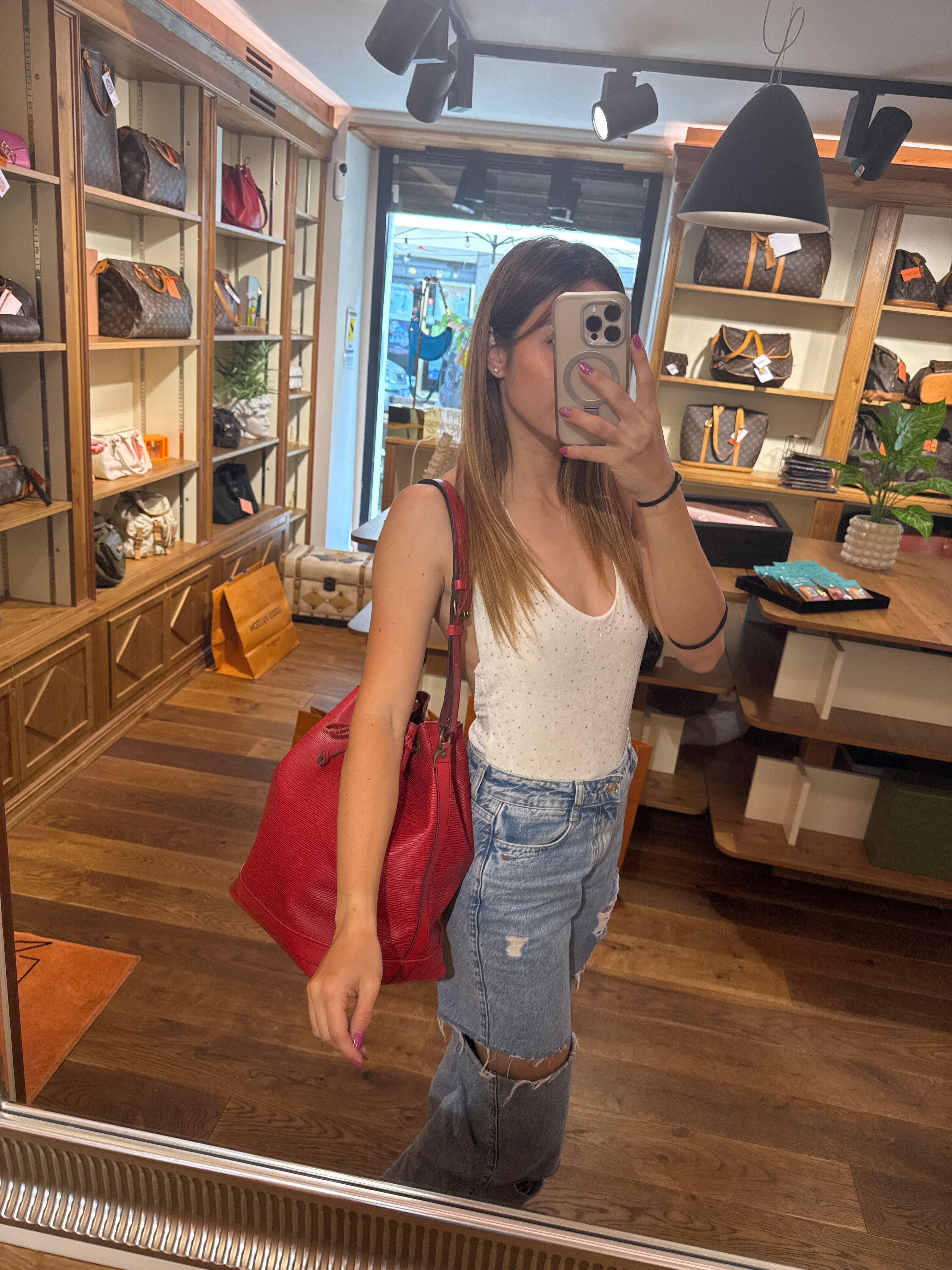 Louis Vuitton Noe Epi Red