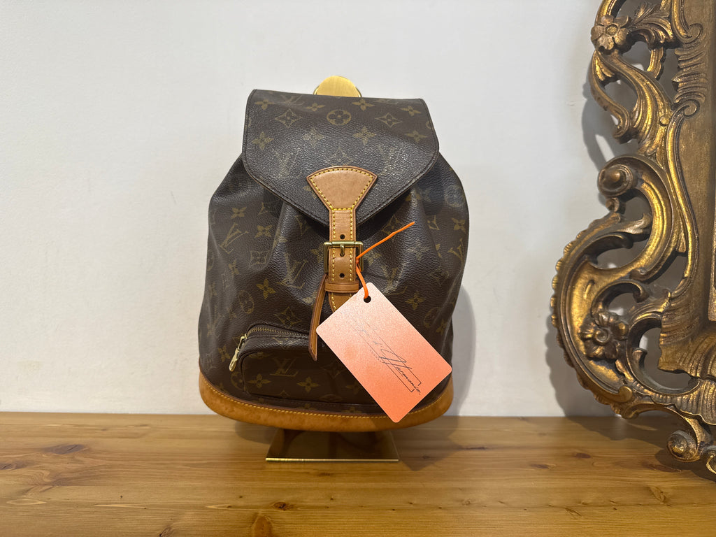 Louis Vuitton Montsouris MM