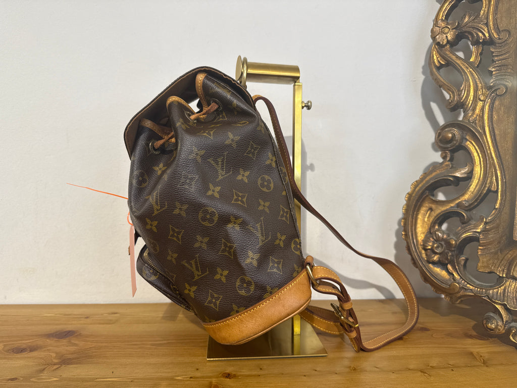 Louis Vuitton Montsouris MM