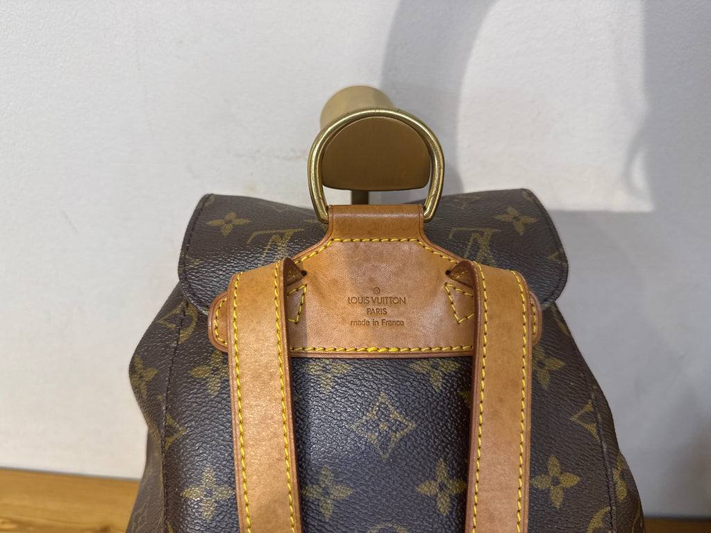 Louis Vuitton Montsouris MM