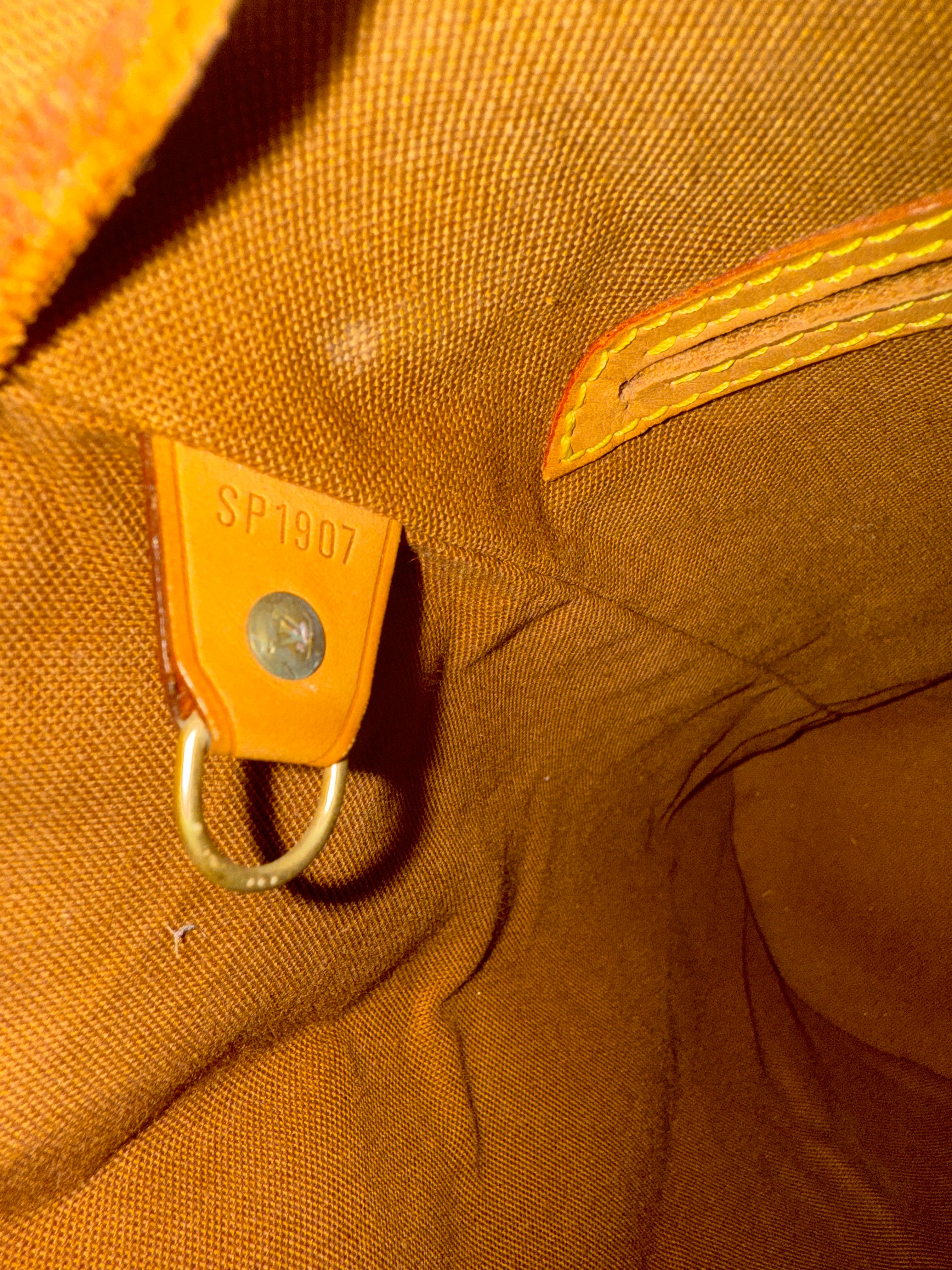 Louis Vuitton Montsouris MM