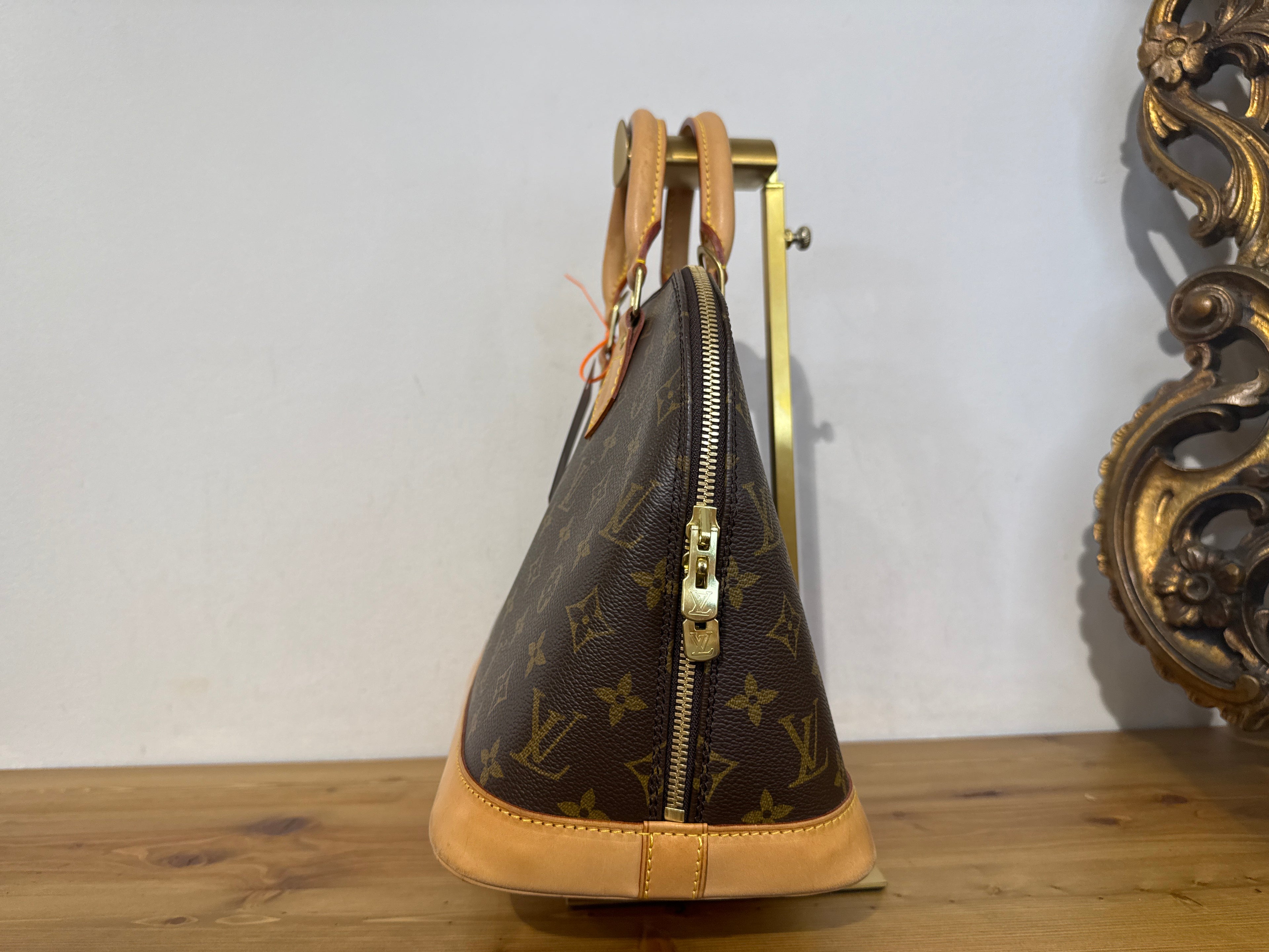 Louis Vuitton Alma