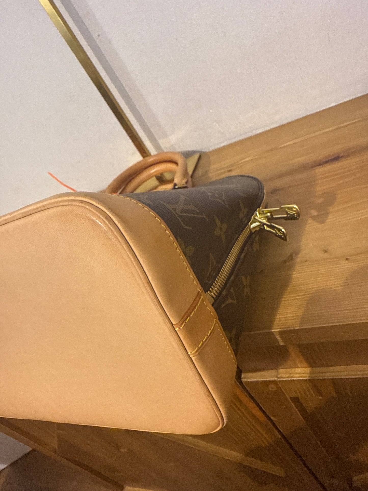 Louis Vuitton Alma
