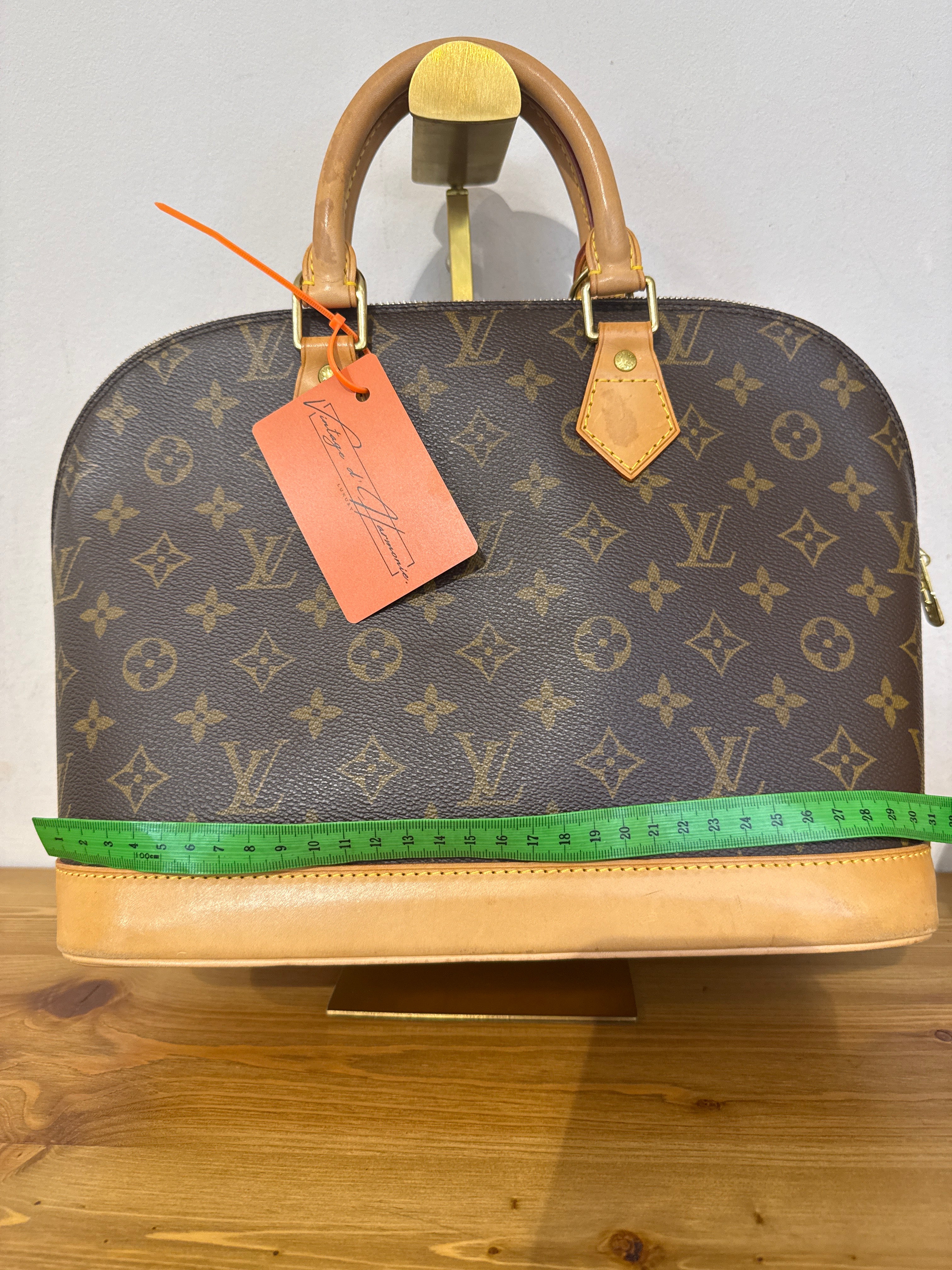 Louis Vuitton Alma