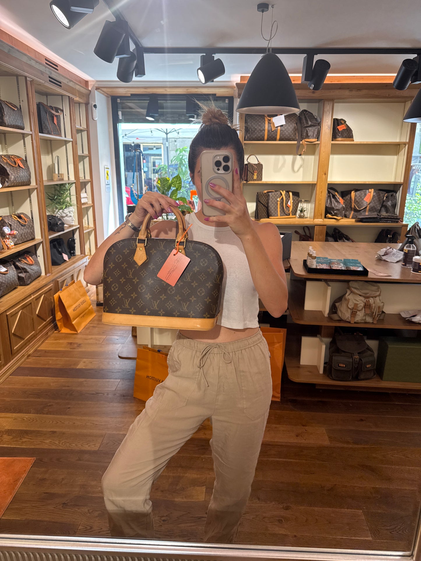 Louis Vuitton Alma