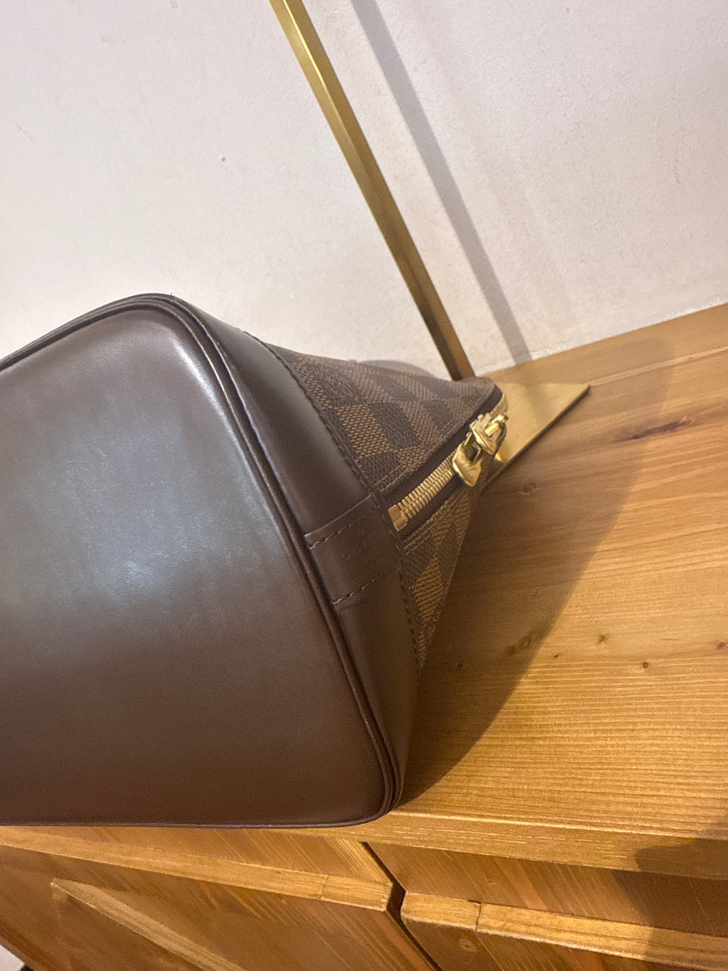 Louis Vuitton Alma Damier