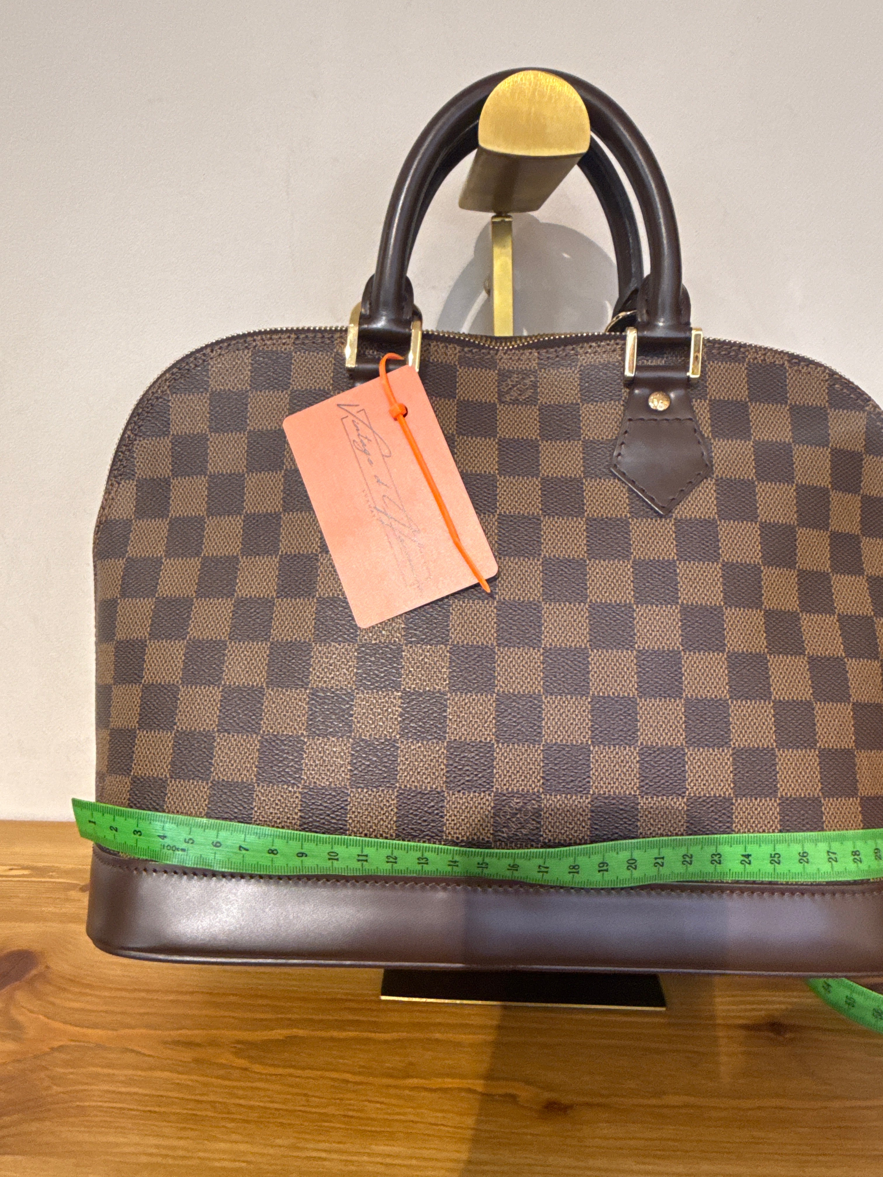 Louis Vuitton Alma Damier