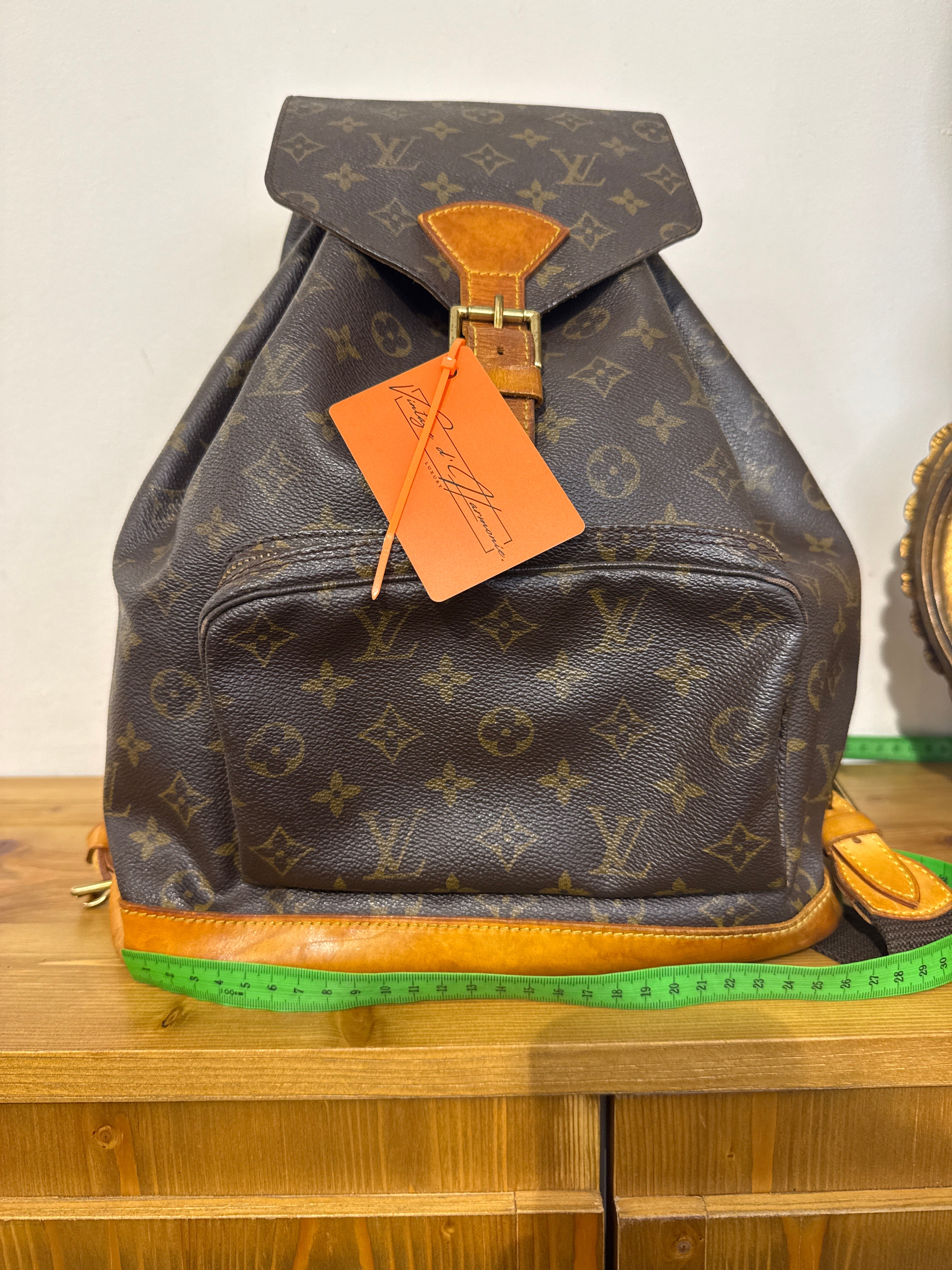 Louis Vuitton Montsouris GM