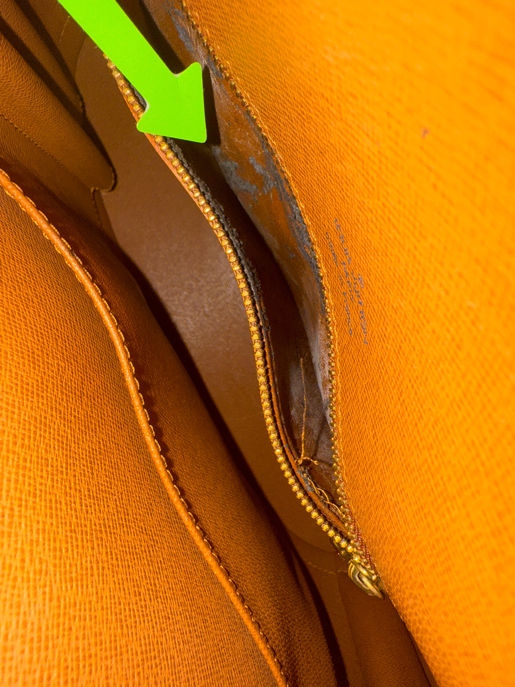 Louis Vuitton Babylone