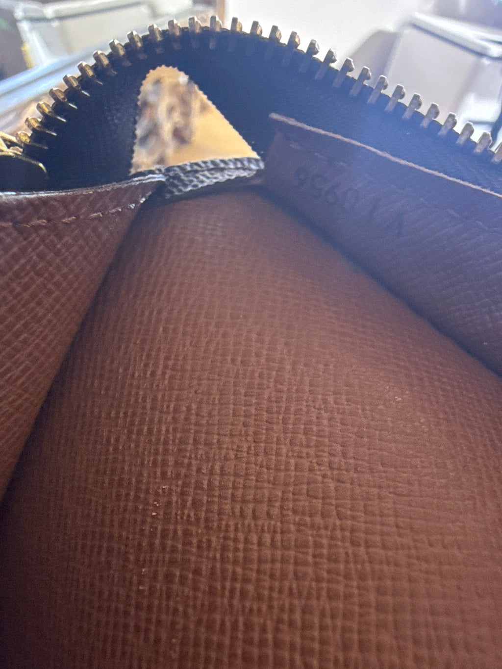 Louis Vuitton Babylone