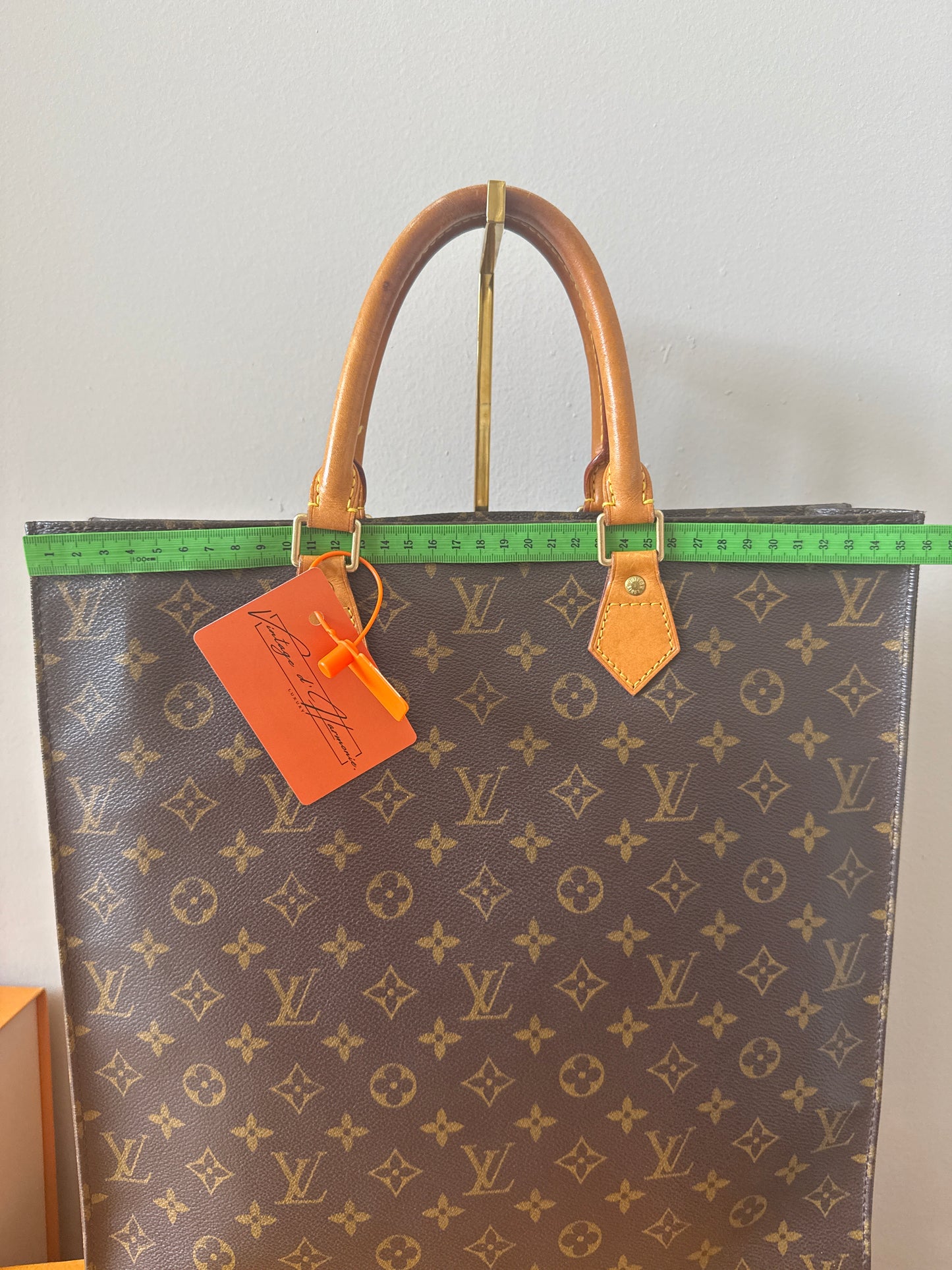 Louis Vuitton Sac Plat