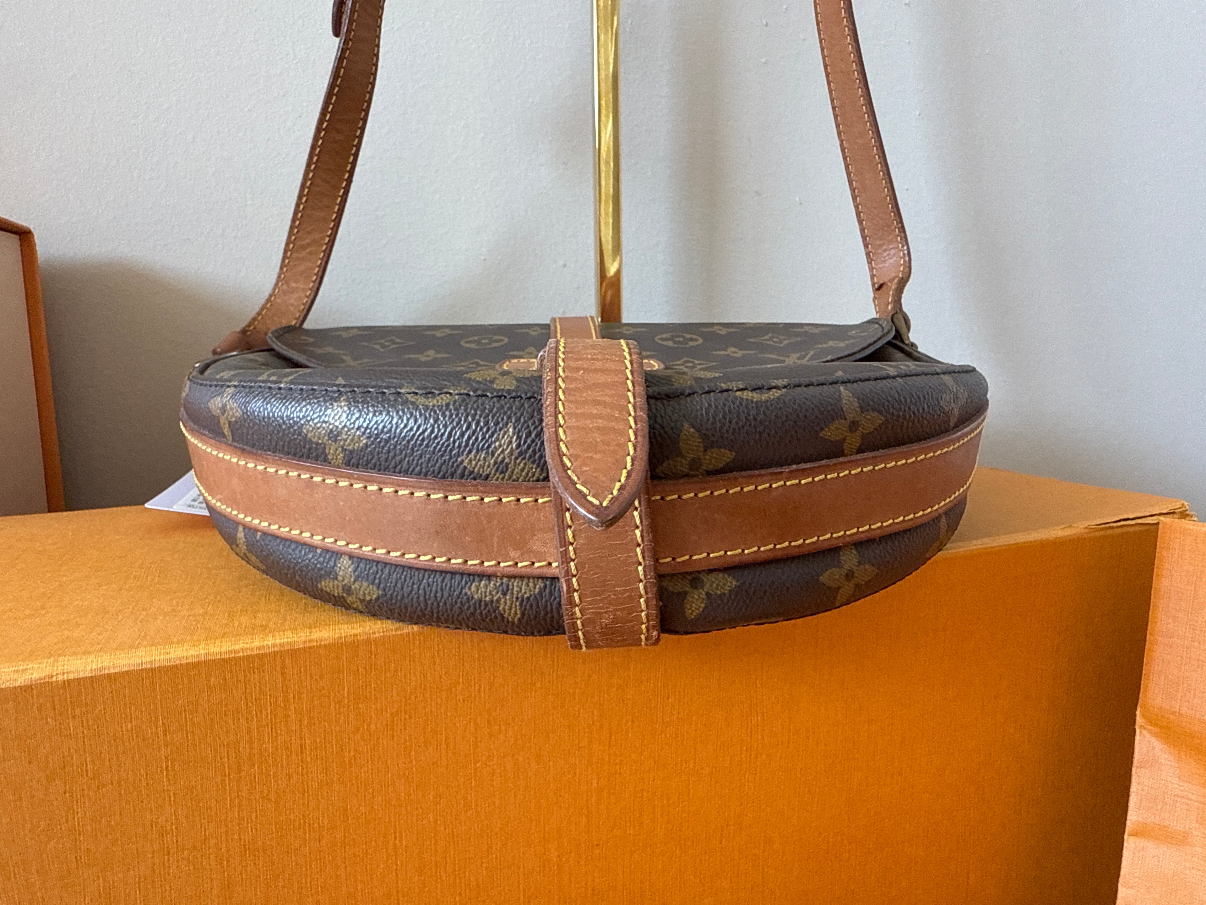 Louis Vuitton Chantilly PM