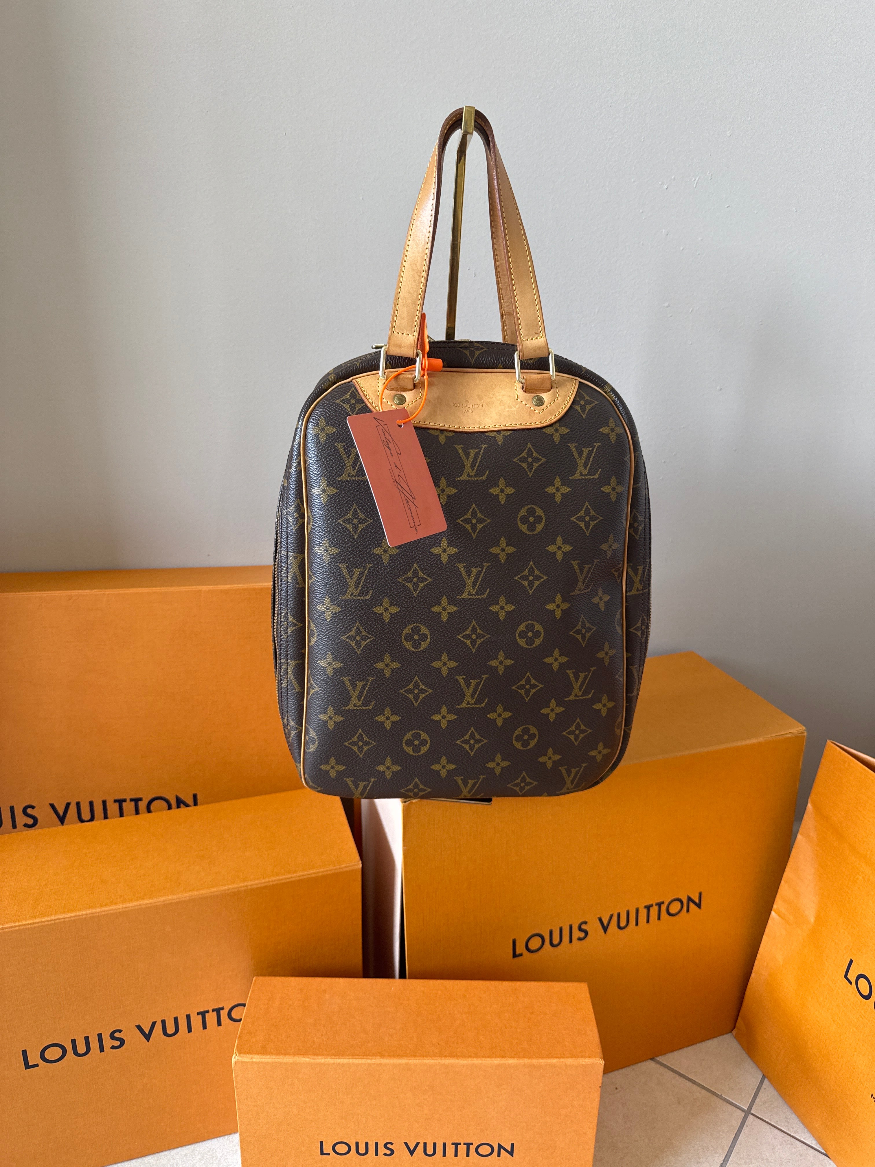 Louis Vuitton EXcursion