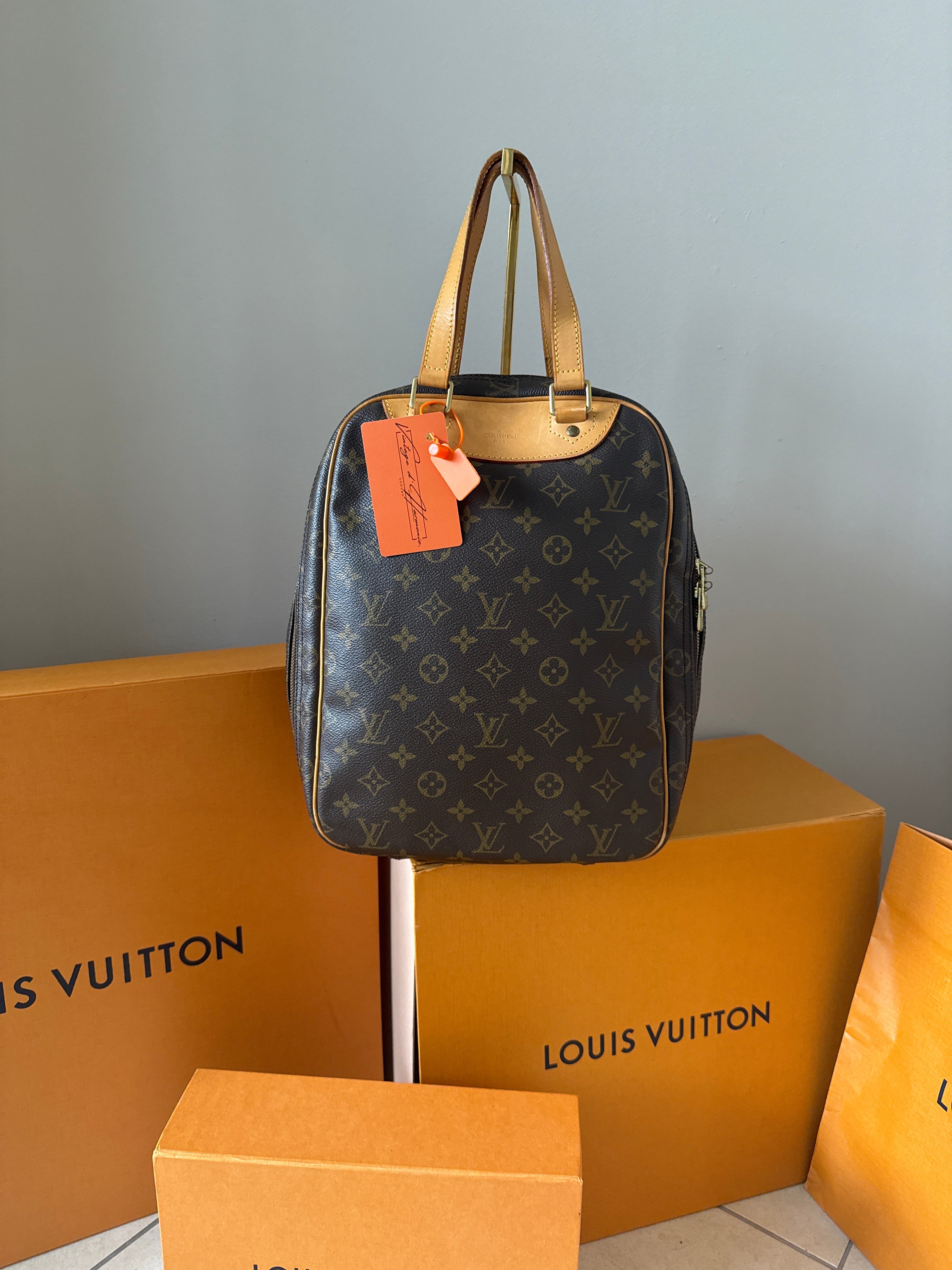Louis Vuitton Excursion