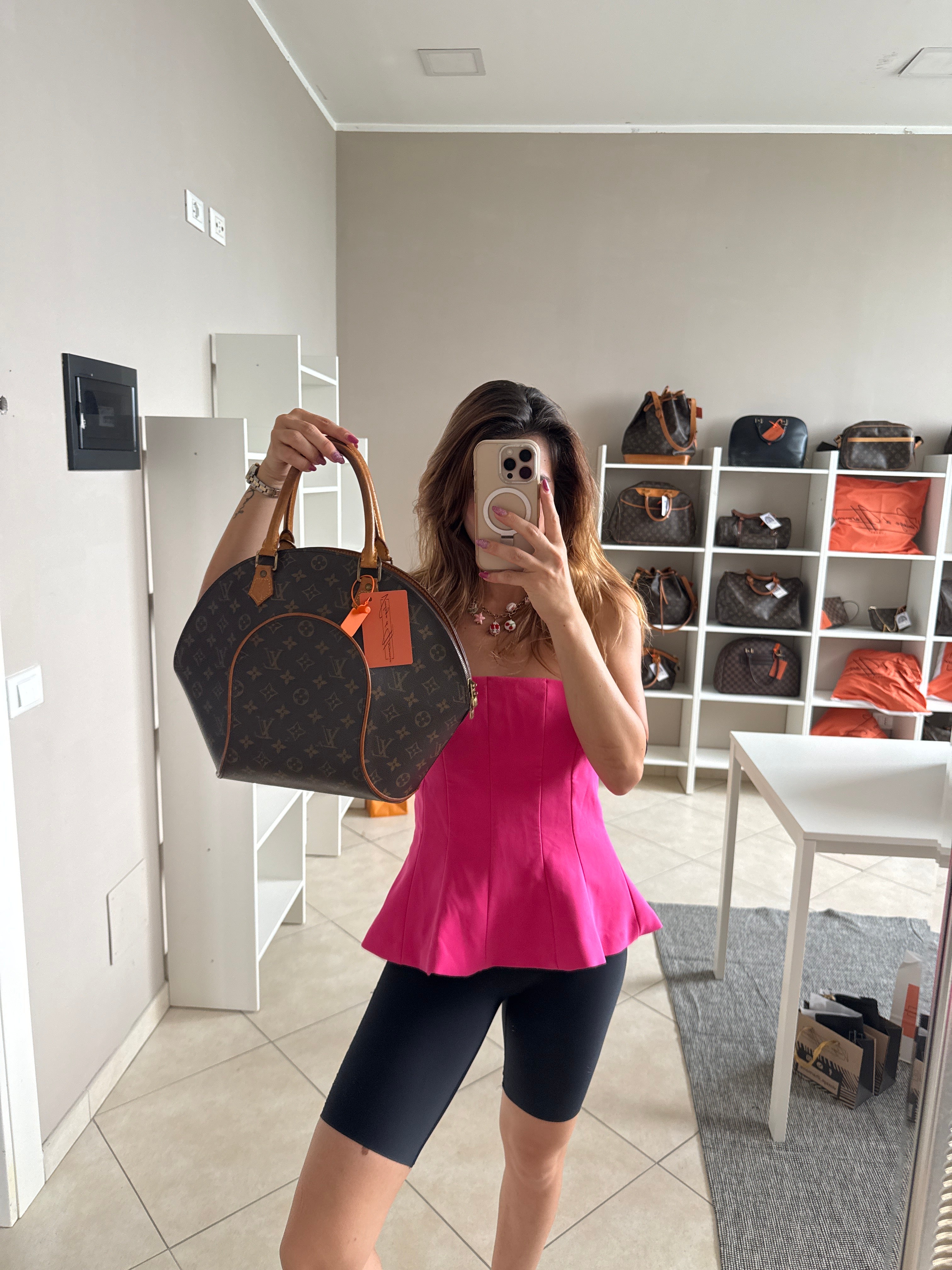 Louis Vuitton Ellipse MM