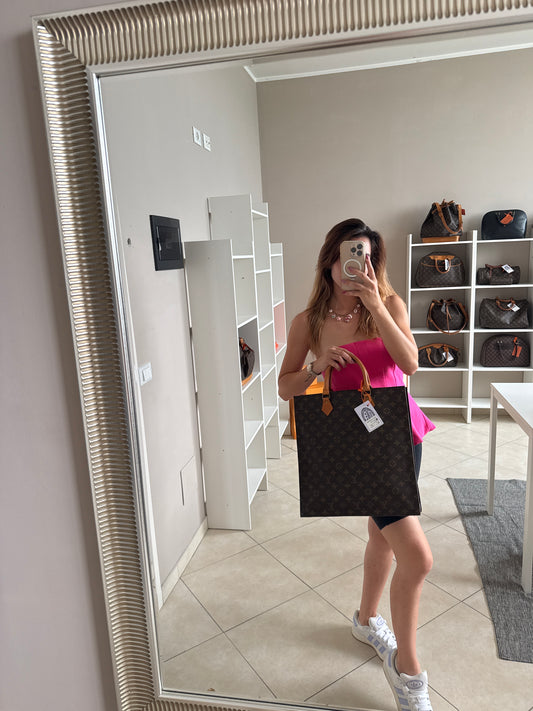 Louis Vuitton Sac Plat
