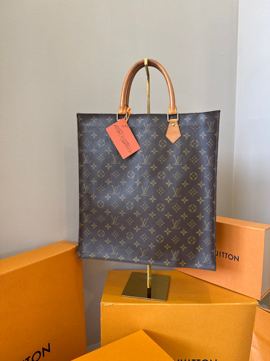 Louis Vuitton Sac Plat