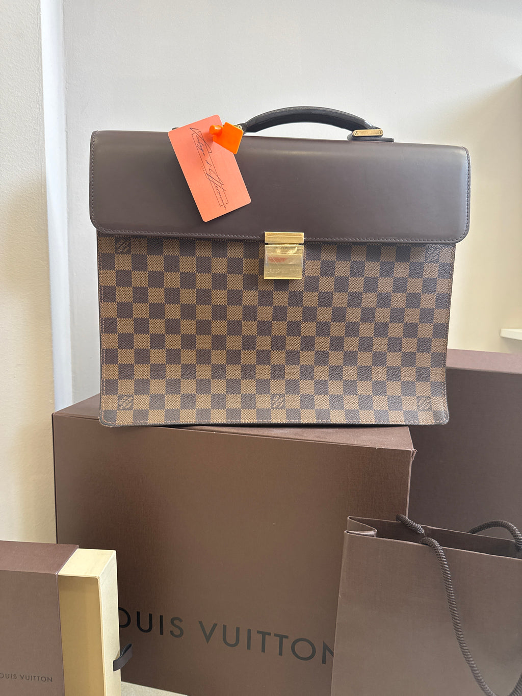 Louis Vuitton Altona PM Damier