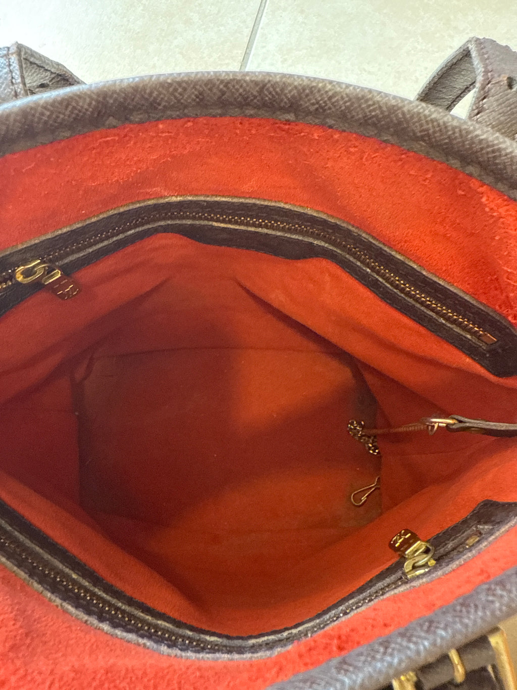 Louis Vuitton Marais